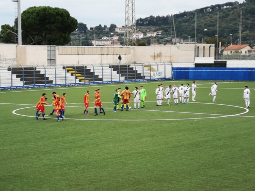 Calcio, Eccellenza. Albenga, è una super vittoria: riviviamo la vittoria bianconera contro il Finale negli highlights del match (VIDEO) - SvSport.it