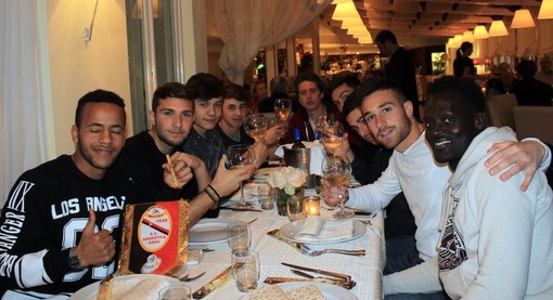L'Argentina Calcio festeggia il nuovo anno e l'arrivo di Mister Bertazzon con una cena al Byblos di Ospedaletti