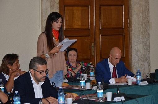 Calcio, Savona. La consigliera Simona Saccone chiede chiarezza: "Si accertino le motivazioni del fallimento, è un dovere nei confronti dei tifosi" Calcio, Savona. La consigliera Simona Saccone chiede chiarezza: "Si accertino le motivazioni del fallimento, è un dovere nei confronti dei tifosi"