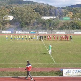 Eccellenza. La Cairese continua a correre, il gol di Poggi piega la Genova Calcio: gialloblu alla terza vittoria di fila
