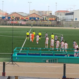 Calcio | Rezi e Rignanese colpiscono, Agostino tiene giù la saracinesca: l'anticipo sorride al Savona, Carcarese ko 2-0