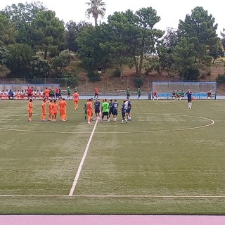 Calcio. Nessun gol alla "Natta", ma indicazioni interessanti per Amirante e Moraglia: Celle Varazze-Pietra Ligure finisce 0-0