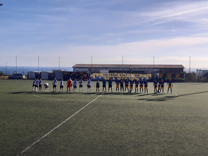 Calcio. Eccellenza: la Voltrese scappa, l'Albenga la riacciuffa nel secondo tempo: l'anticipo del "San Carlo" finisce 2-2 Calcio. Eccellenza: la Voltrese scappa, l'Albenga la riacciuffa nel secondo tempo: l'anticipo del "San Carlo" finisce 2-2