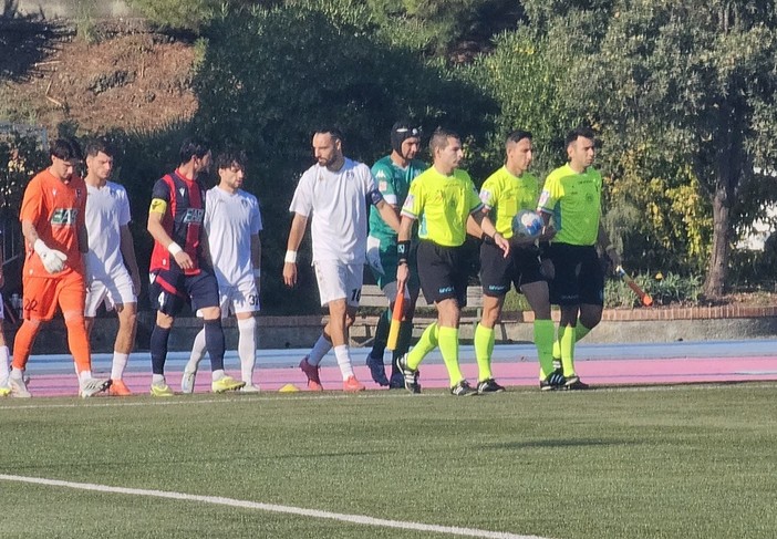 Calcio | Serie D. Il Celle Varazze resta al palo, il Gozzano vince 2-1 il recupero dell'Olmo Ferro Calcio | Serie D. Il Celle Varazze resta al palo, il Gozzano vince 2-1 il recupero dell'Olmo Ferro