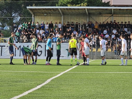 Calcio | Juniores d'Eccellenza. Legino e Sestrese in campo per il titolo regionale, la webcronaca dal Gambino