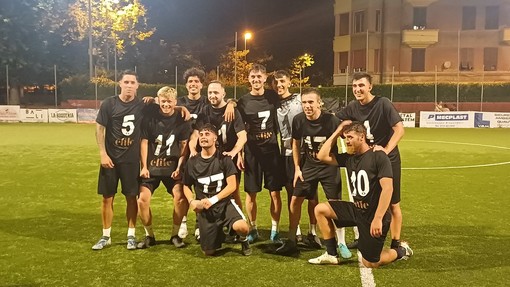 Calcio. Savona Cup, Team Archivi vince l'8^ edizione! Taverna dei Peccatori & Harena Blanca ko 4-1 Calcio. Savona Cup, Team Archivi vince l'8^ edizione! Taverna dei Peccatori & Harena Blanca ko 4-1
