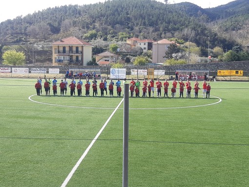 Calcio. Prima Categoria B: Priamar a un passo dall'impresa, con il Quiliano&Valleggia finisce 2-2, la salvezza dei rossoblu passerà dai playout Calcio. Prima Categoria B: Priamar a un passo dall'impresa, con il Quiliano&Valleggia finisce 2-2, la salvezza dei rossoblu passerà dai playout