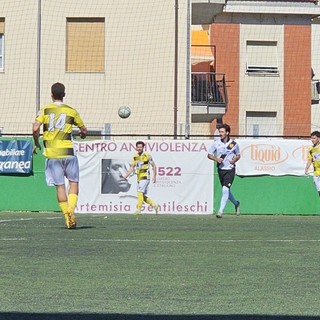Calcio | Promozione. Baia Alassio e Albinguania partono con un pareggio, 2-2 "denso" al Ferrando