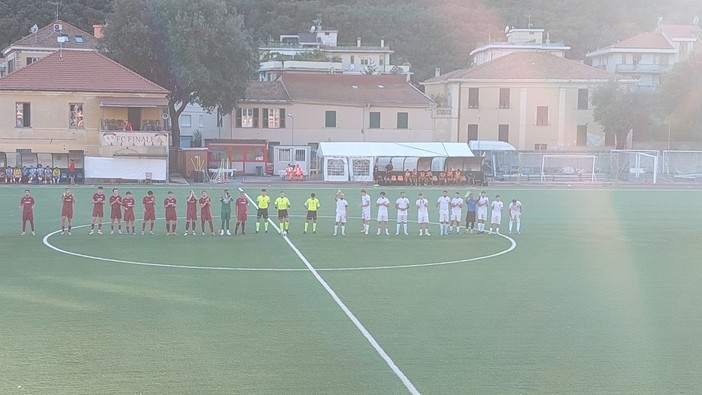Calcio. Coppa Italia Promozione. Il Finale è ai quarti! I giallorossi piegano anche il Ventimiglia e chiudono a punteggio pieno Calcio. Coppa Italia Promozione. Il Finale è ai quarti! I giallorossi piegano anche il Ventimiglia e chiudono a punteggio pieno