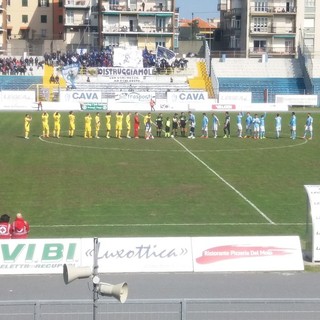 Calcio. Serie D, tripudio biancoblù! Il Savona ribalta la Sanremese e fa suo il derby contro i matuziani