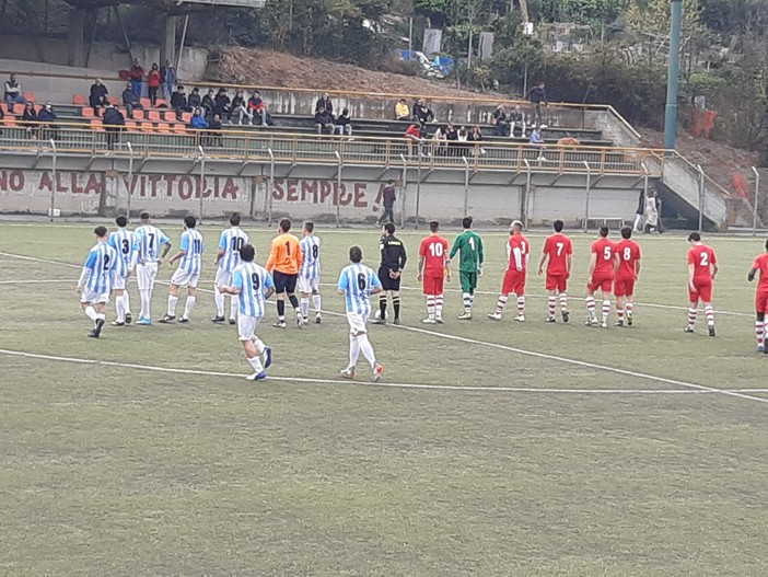 Calcio. Seconda Categoria, Carminati regala tre punti d'oro alla Spotornese, il campionato si deciderà all'ultima giornata Calcio. Seconda Categoria, Carminati regala tre punti d'oro alla Spotornese, il campionato si deciderà all'ultima giornata