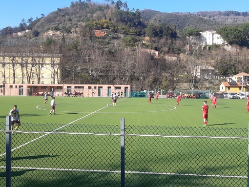 Calcio. Savona: settanta minuti in inferiorità numerica, ma il gol di Rapetti allo scadere piega il Città di Cogoleto 1-0