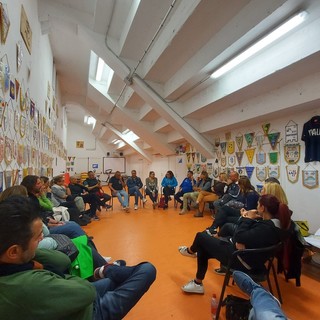 Calcio, Cisano. Tanta partecipazione per il primo incontro “Squadra in costruzione: incontri attivi con genitori e società”