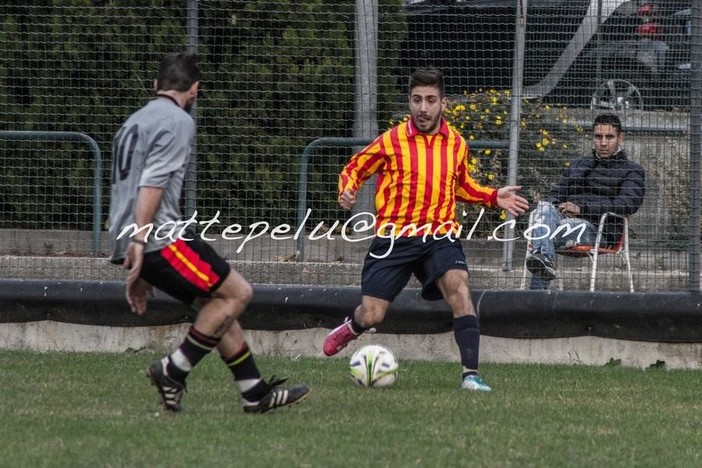 Santanelli con la maglia della San Filippo Neri Santanelli con la maglia della San Filippo Neri