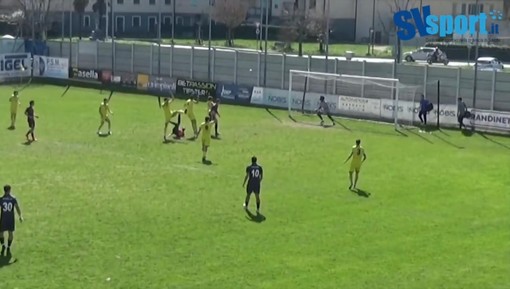 Calcio. Serie D, i gol di Borgaro - Vado: che rovesciata per Abonckelet! (VIDEO) Calcio. Serie D, i gol di Borgaro - Vado: che rovesciata per Abonckelet! (VIDEO)