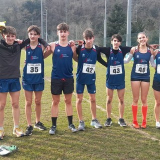 Allievi e Juniores femminile dell'Atletica Arcobaleno
