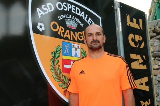 Alfredo Cariello in uscita dall'Ospedaletti è l'obiettivo per il centrocampo del Camporosso Alfredo Cariello in uscita dall'Ospedaletti è l'obiettivo per il centrocampo del Camporosso