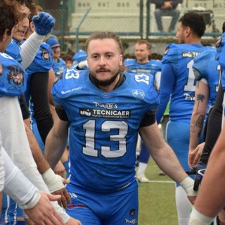 Football Americano | Claudio Poddie: lavoro, adattamento e identità nel mondo Pirates