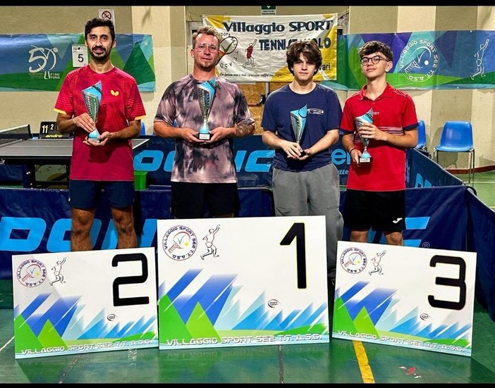 Andrea Caviglia sul gradino più alto del podio Andrea Caviglia sul gradino più alto del podio