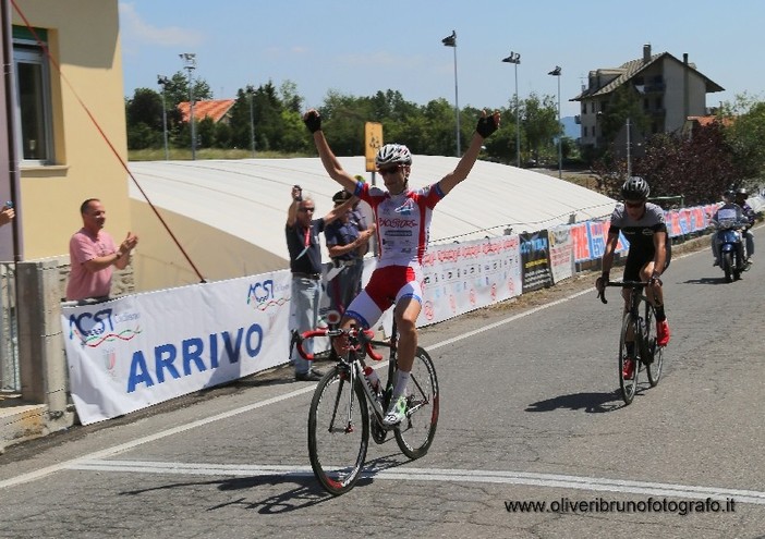 Ciclismo: Fabio Oliveri è campione italiano "su strada" Ciclismo: Fabio Oliveri è campione italiano "su strada"