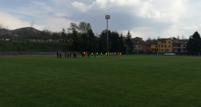 Calcio, Eccellenza. Alessi-Saviozzi show: la Cairese cala il tris contro il Campomorone Calcio, Eccellenza. Alessi-Saviozzi show: la Cairese cala il tris contro il Campomorone