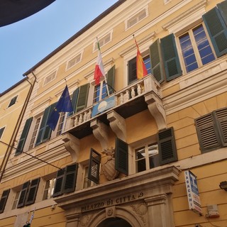 Assenze, accuse e scuse. Il Consiglio Comunale di Finale diviso sulla seduta "senza minoranza"