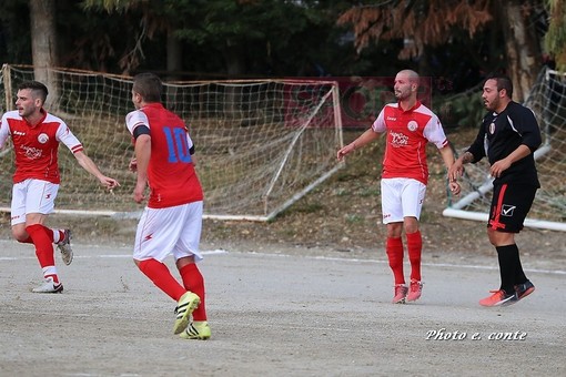 Calcio, Prima Categoria. Veloce Savona e Sanstevese dividono la posta: a Ferrotti risponde Cutellè