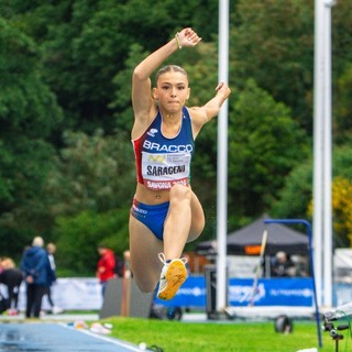 Erika Saraceni (Lorenzo Galli/Meeting Città di Savona) durante un salto al meeting 2024