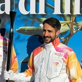 Emanuele Capelli tedoforo olimpico