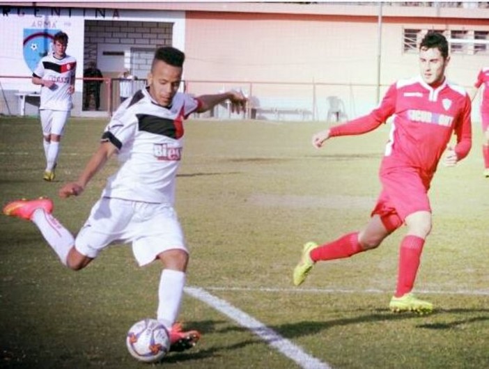 Nella foto Mustafa El Khayari in azione Nella foto Mustafa El Khayari in azione