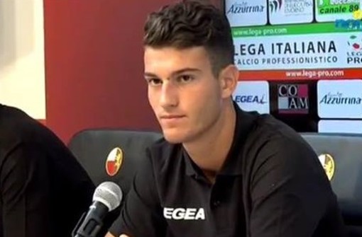 Nella foto tratta dal sito della Lucchese Calcio, Fabio Rinaldi