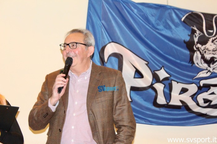 Football americano, Pirates sconfitti a Ferrara, Meini: "Cresciamo, ma paghiamo gli errori" Football americano, Pirates sconfitti a Ferrara, Meini: "Cresciamo, ma paghiamo gli errori"