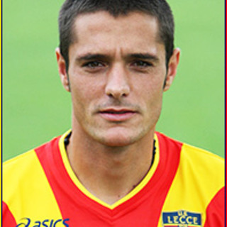 Andrea Giuliatto con la maglia del Lecce