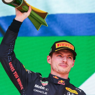 F1: Hamilton vince in Brasile al termine di una gara pazzesca