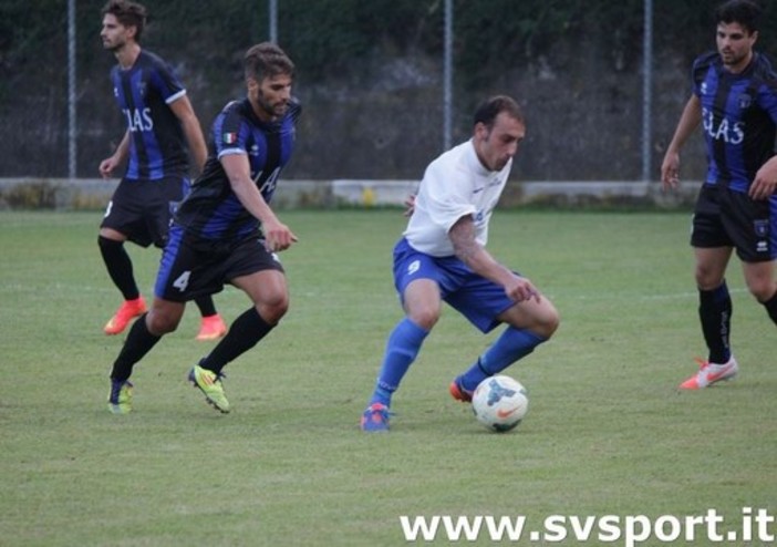 Oggi pomeriggio 27a giornata in Prima Categoria/A, con il Ceriale di Haidich (nella foto in azione) a caccia dei tre punti decisivi sul campo del Golfodianese