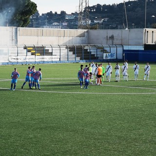 Calcio. Eccellenza, Albenga a valanga sul Molassana: al "Riva" finisce 5-2 Calcio. Eccellenza, Albenga a valanga sul Molassana: al "Riva" finisce 5-2