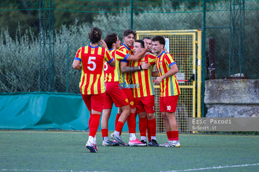 Calcio | Coppa Italia Promozione. L'esordio è del Finale, la doppietta di Brovida vale il successo contro il Ceriale