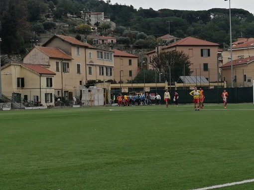 Calcio, JunioresEEccellenza. Al Finale serve mezz'ora, il Pietra ci crede fino in fondo ma non basta: il derby finisce 3-1