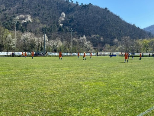Calcio, Seconda Categoria. Il Pallare apre le danze, va sotto e poi la ribalta! Virtus Don Bosco sconfitta 4 a 3 Calcio, Seconda Categoria. Il Pallare apre le danze, va sotto e poi la ribalta! Virtus Don Bosco sconfitta 4 a 3