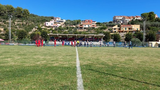 Calcio, Prima Categoria B. Esordio in campionato con un pareggio per Borgio Verezzi e Città di Savona, Rapetti risponde a Carparelli Calcio, Prima Categoria B. Esordio in campionato con un pareggio per Borgio Verezzi e Città di Savona, Rapetti risponde a Carparelli