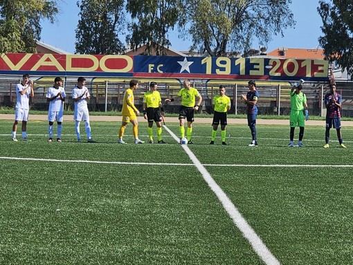 Calcio. Serie D: Pisanu leva le ragnatele dall'incrocio e il Vado fa tre su tre, Derthona ko 1-0 a testa alta Calcio. Serie D: Pisanu leva le ragnatele dall'incrocio e il Vado fa tre su tre, Derthona ko 1-0 a testa alta
