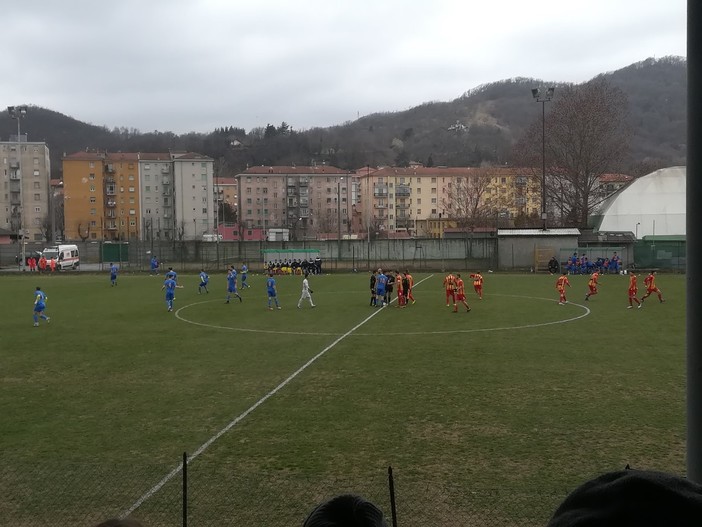 Calcio, Eccellenza. Cairese ok, Finale ko. Nel fortino del "Rizzo" i gialloblu si impongono 3-0 Calcio, Eccellenza. Cairese ok, Finale ko. Nel fortino del "Rizzo" i gialloblu si impongono 3-0