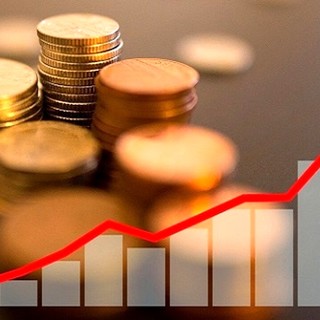 L'inflazione influisce sul premi di formazione, piccolo aumento per tutte le società