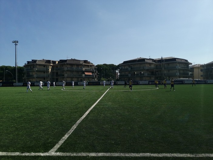 Calcio, Promozione A. Il big match è del Serra Riccò: al &quot;Devincenzi&quot; il Pietra cede 3-0(LIVE)
