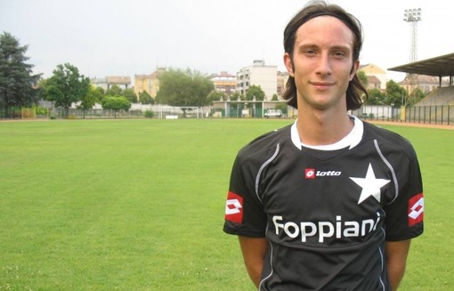 Nella foto tratta dal profilo Facebook personale di Jacopo Zenga, l'attaccante in compagni con suo padre Walter, ex portiere dell'Inter Nella foto tratta dal profilo Facebook personale di Jacopo Zenga, l'attaccante in compagni con suo padre Walter, ex portiere dell'Inter