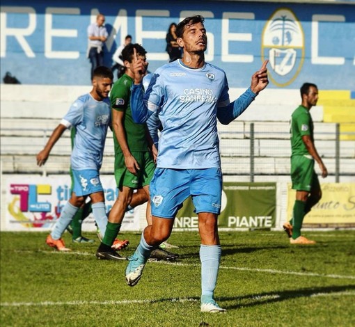 Calcio: nuovo acquisto dell'Argentina Arma, arriva il difensore Luigi Castaldo dalla Agognese (Serie D) Calcio: nuovo acquisto dell'Argentina Arma, arriva il difensore Luigi Castaldo dalla Agognese (Serie D)