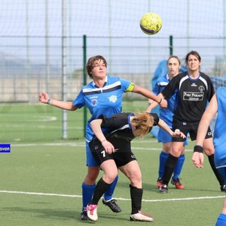 Calcio femminile: l'Albenga degli 'ex' Capurro stendono (4-0) la Mateuziana in Serie C Calcio femminile: l'Albenga degli 'ex' Capurro stendono (4-0) la Mateuziana in Serie C