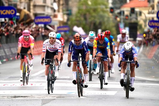 Siamo in pieno Festival ma si pensa già a marzo con la 116a edizione della Milano-Sanremo, partirà da Pavia Siamo in pieno Festival ma si pensa già a marzo con la 116a edizione della Milano-Sanremo, partirà da Pavia