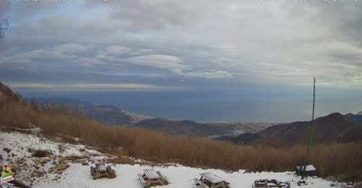 Outdoor. Attiva la nuova webcam degli Amici del Carmo: uno sguardo unico dalla vetta