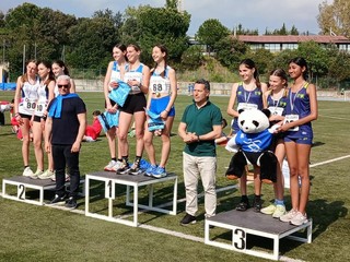 Il podio 3x1000 Cadette